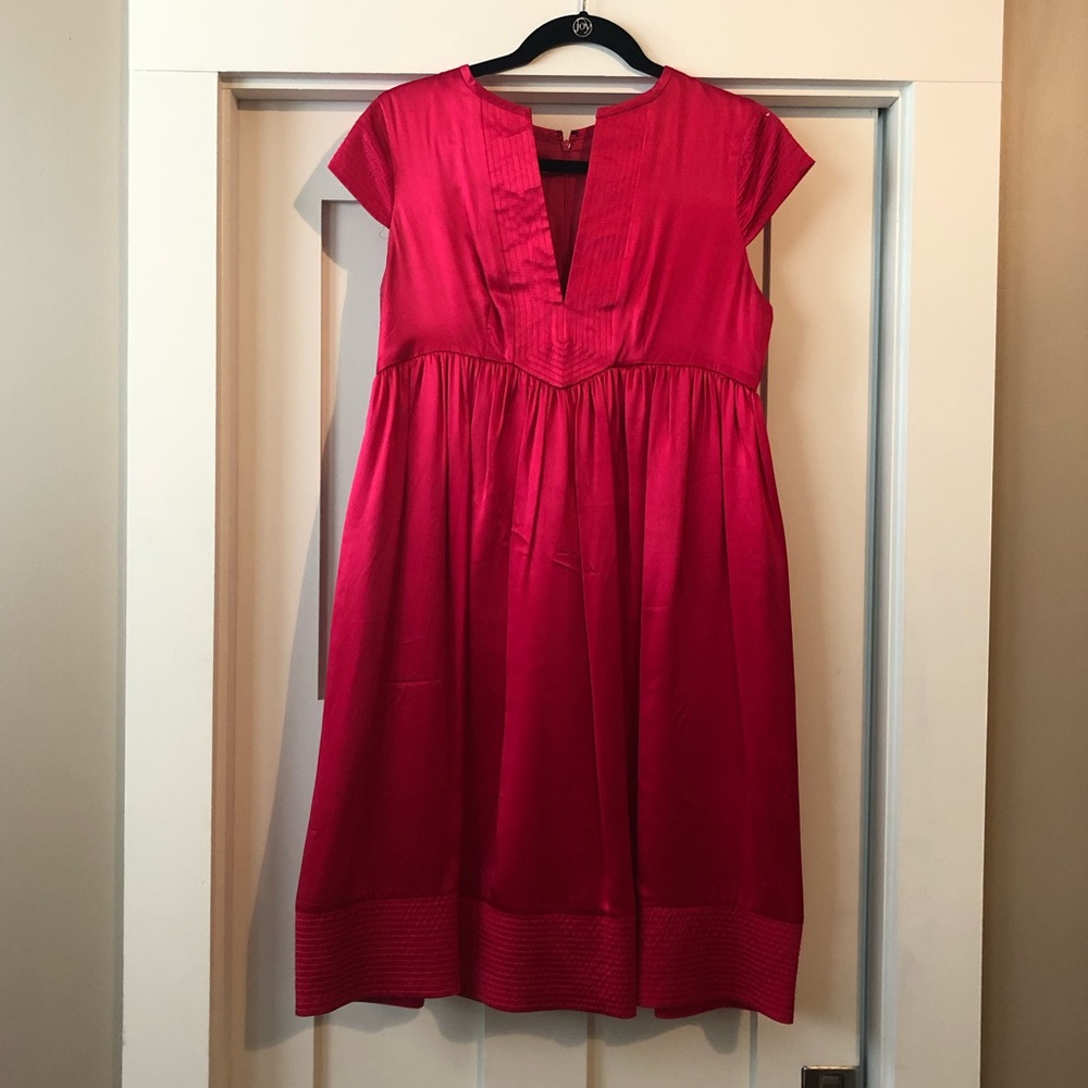 100% Silk knee-length party dress